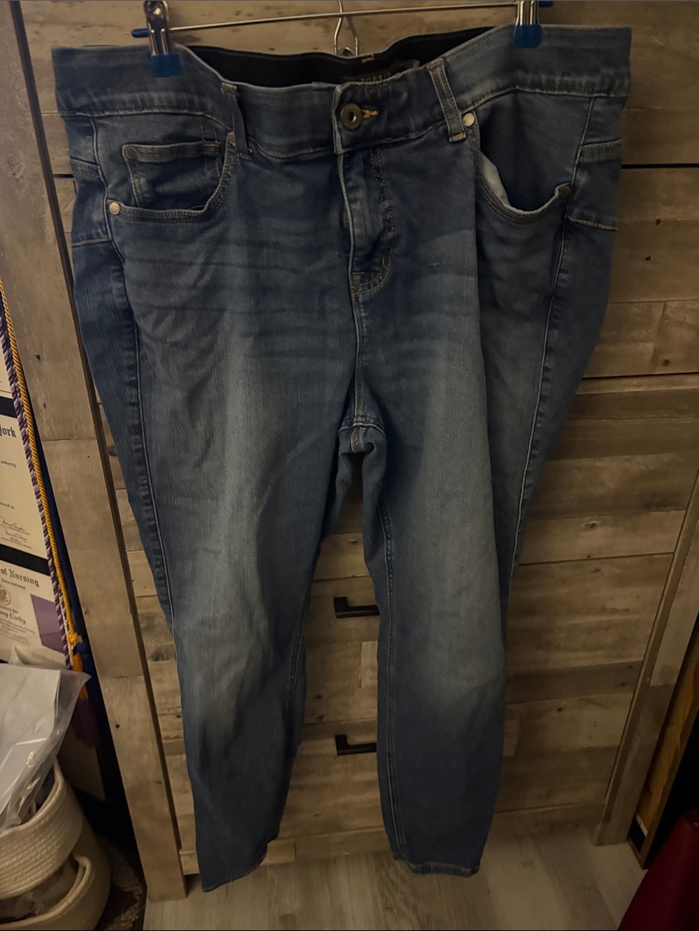 Classic Blue Jeans - Comfortable Slim Fit